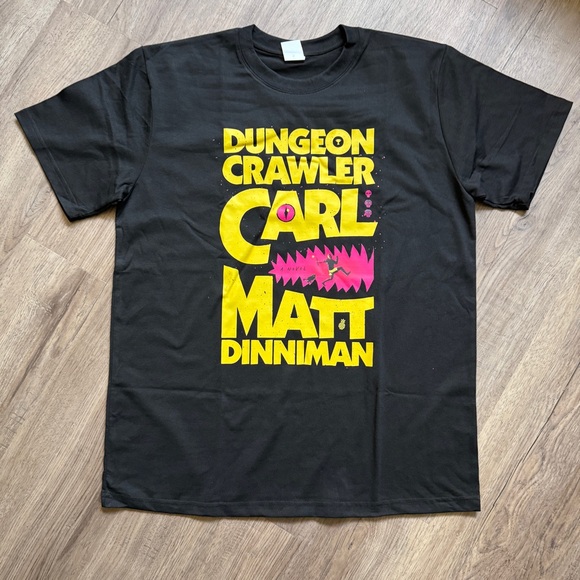None Other - Dungeon Crawler Carl Book Cover Black Graphic T-Shirt - Size Large
